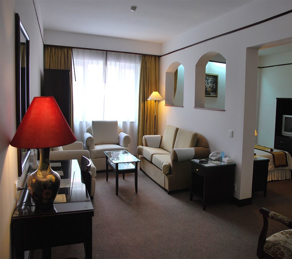 Capital Garden Hotel Hanoï Extérieur photo