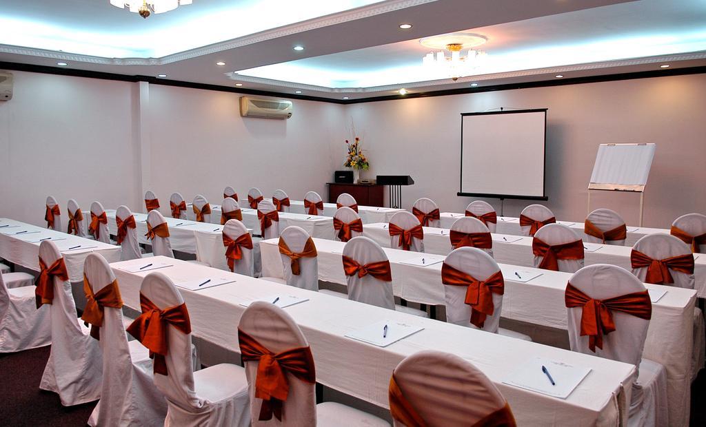 Capital Garden Hotel Hanoï Extérieur photo