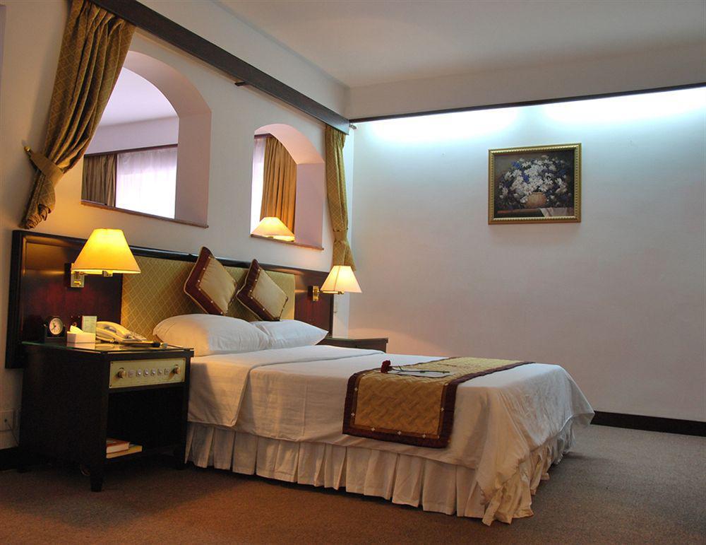 Capital Garden Hotel Hanoï Extérieur photo